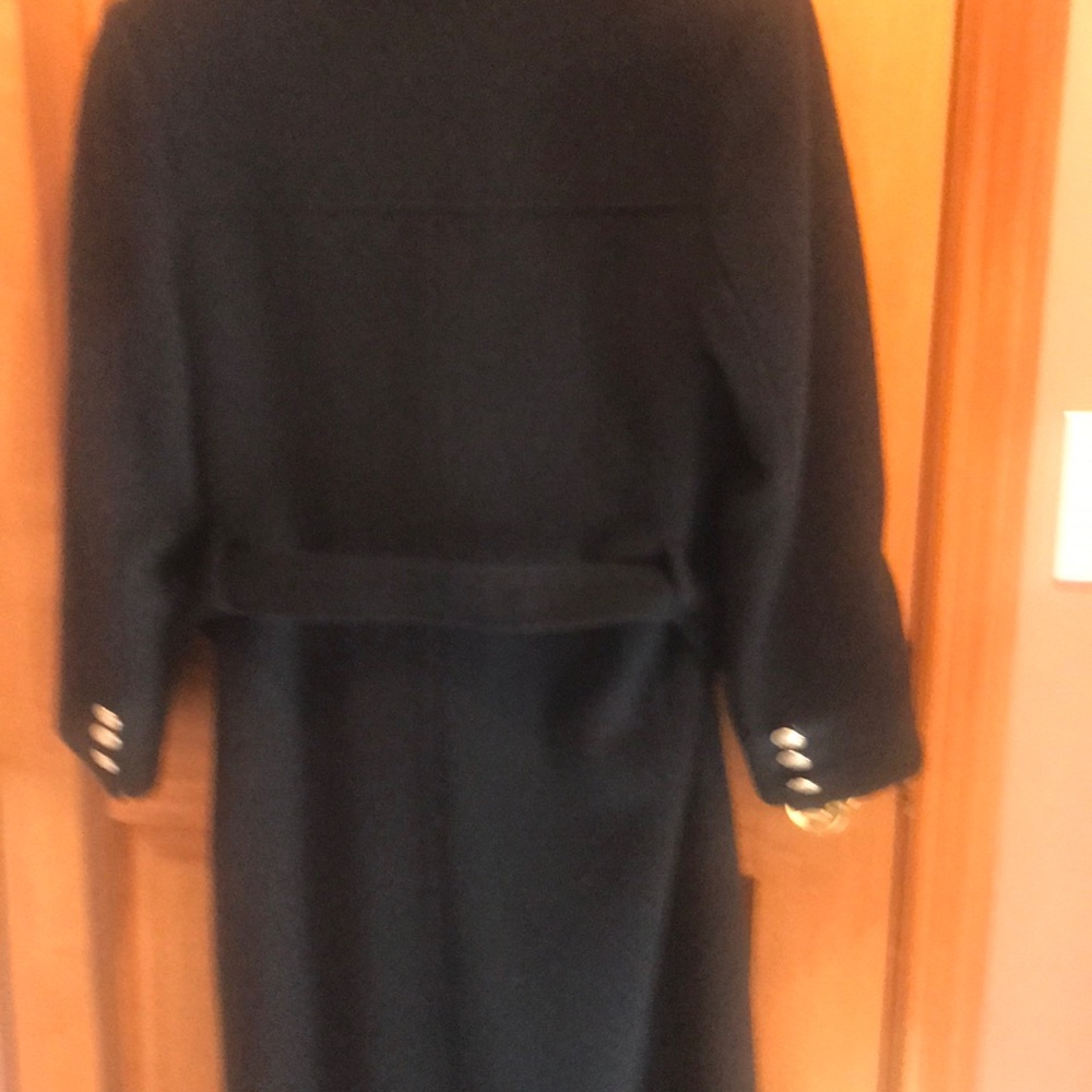 Coat. - Picture 4 of 4